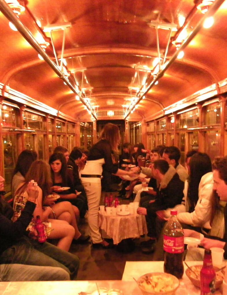 compleanno in tram